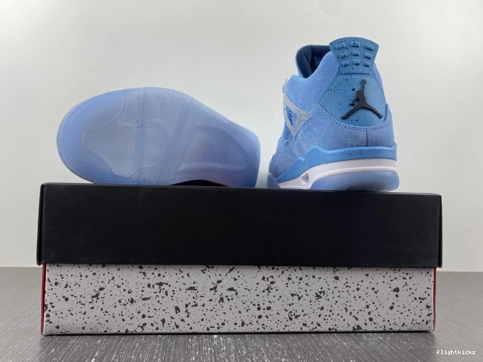 HO12MNJDLS247 Retro Jordan (PE) 4 UNC 0823